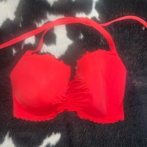 Victoria’s Secret Halter Underwire Swim Top 36DD Worn a few times